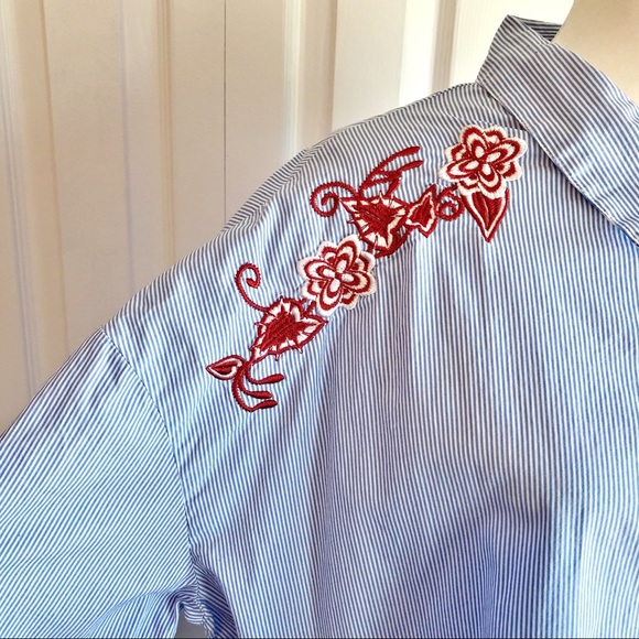 Velvet Heart Blue Stripe Embroidered Blouse w/ Tie Back - Picture 5 of 15